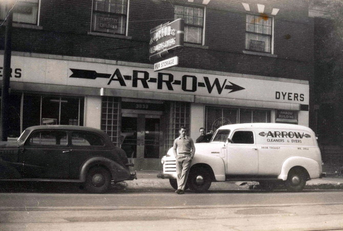 arrow truck old